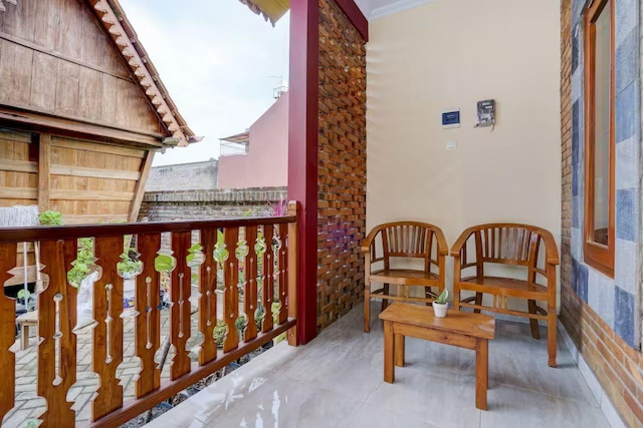 Super Oyo Collection O 90265 Cempoko Mulyo Homestay Syariah Tugu Extérieur photo